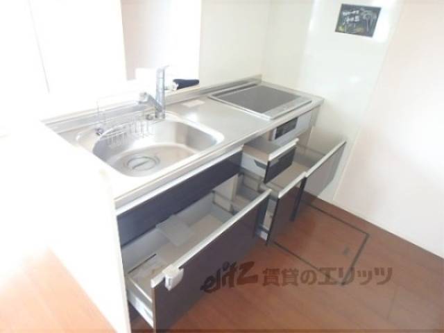 キッチン　収納