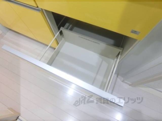 キッチン　収納