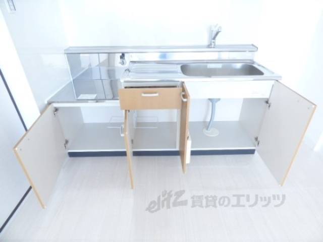 キッチン　収納