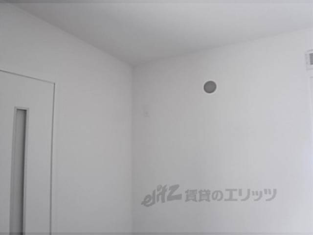 エアコンの穴　ダイニング部分のエアコンの穴