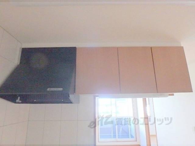 キッチン　上段収納