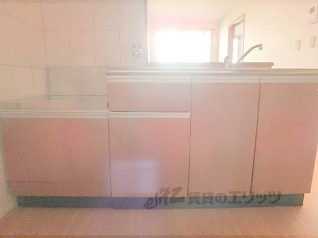 キッチン　下段収納