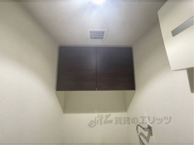 トイレ　収納