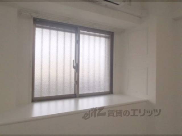 出窓