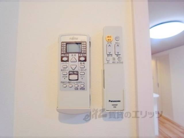 エアコンのスイッチ等