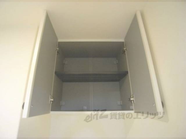 洗濯機置場　収納