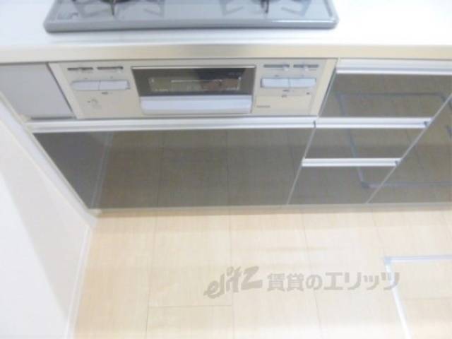 キッチン　収納スペース