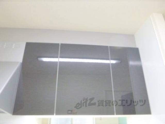 キッチン　収納スペース