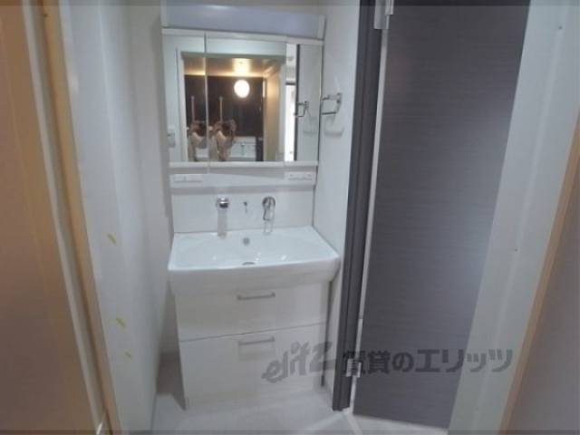 洗面所　独立洗面台