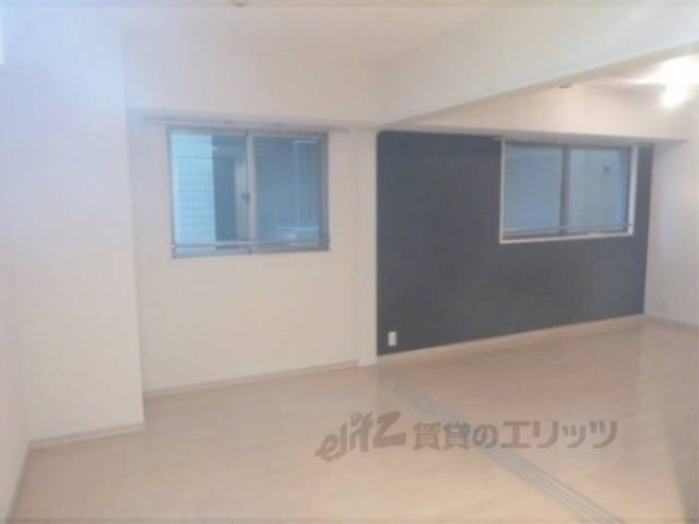 リビング　ダイニング