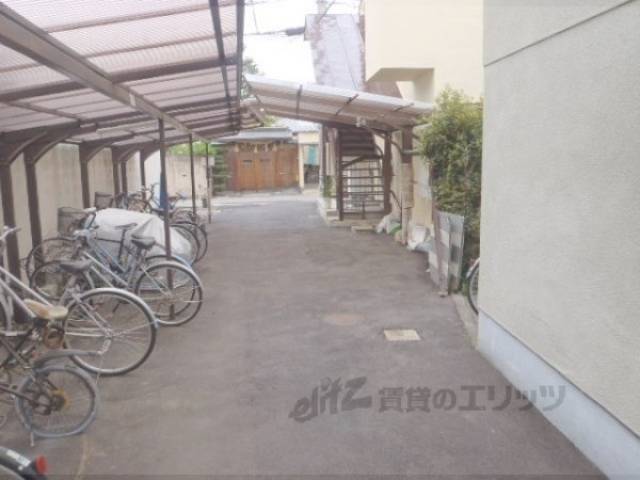 共用　駐輪場