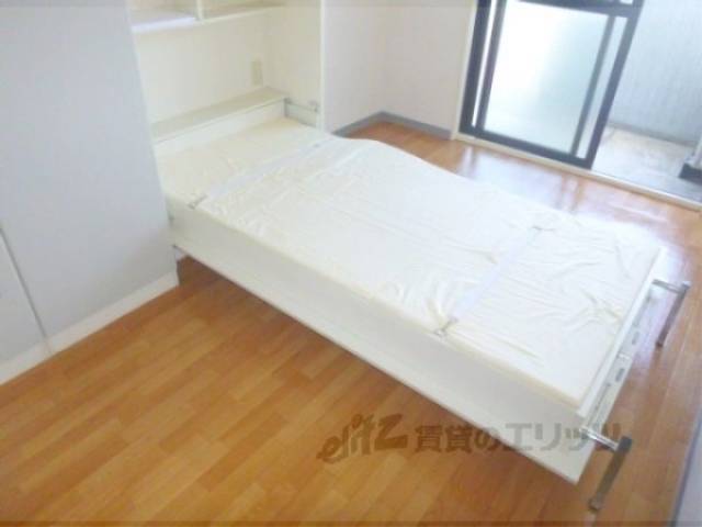 ベッド　収納式のベットです・