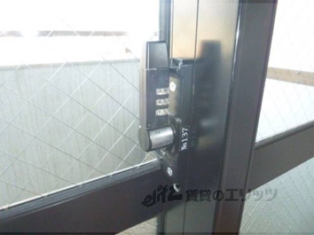 鍵　ダイヤルロック付です