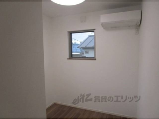 洋室　２レール