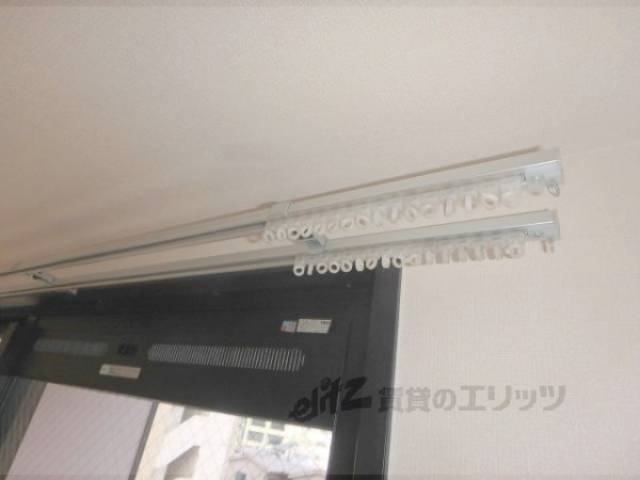 カーテンレール