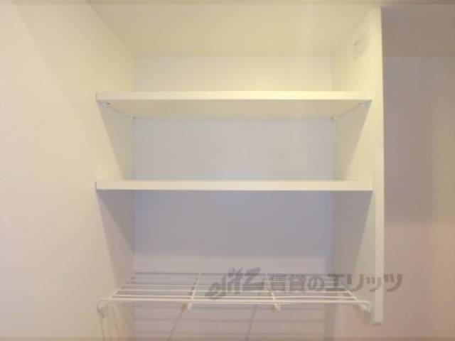 キッチン　収納上