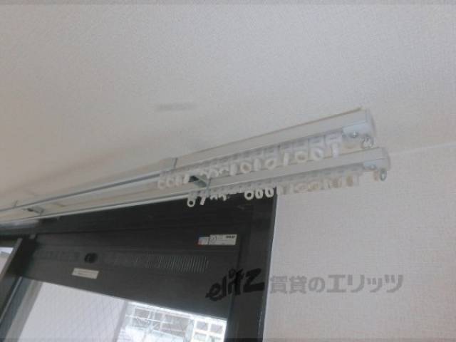 カーテンレール