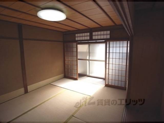 和室　1Ｆ　日差し良好です。