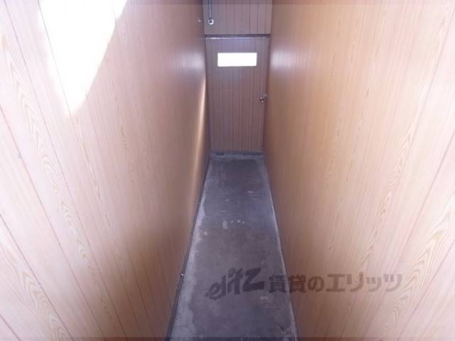 廊下　1Ｆ　庭に繋がる廊下です。