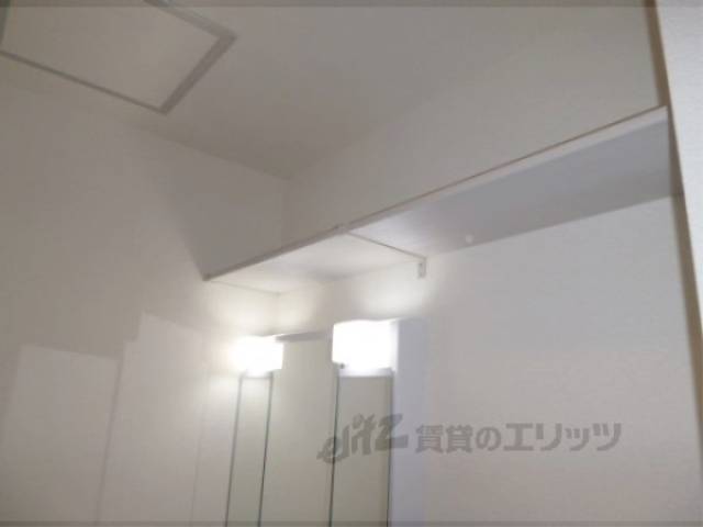 洗面所　収納