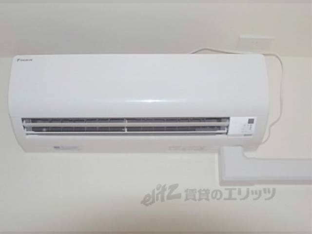 洋室　エアコン