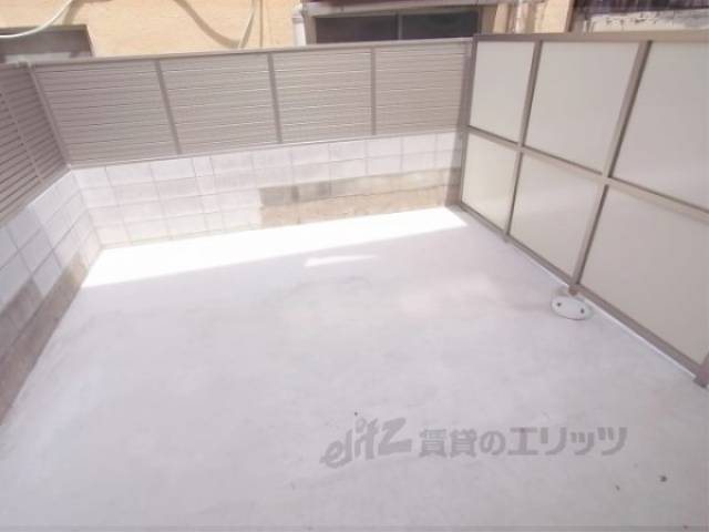 ベランダ　専用庭