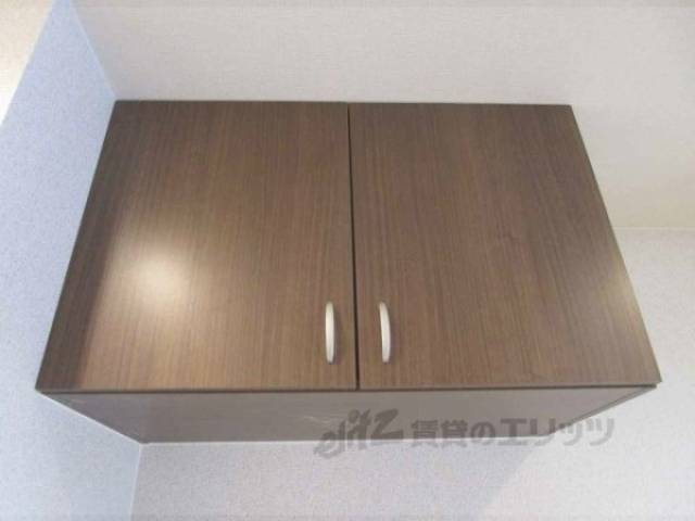 洗濯機置場　上部収納