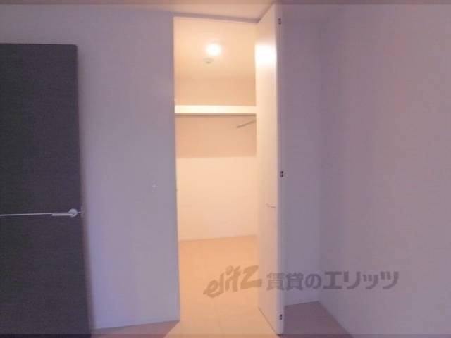 収納　ウォークインクローゼット