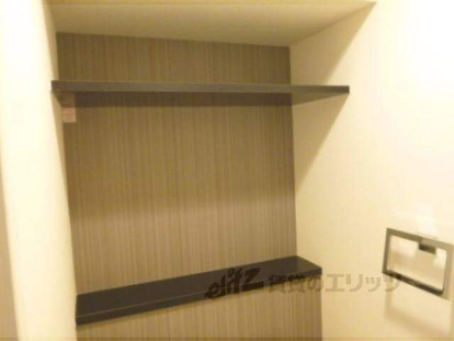 トイレ　トイレ収納