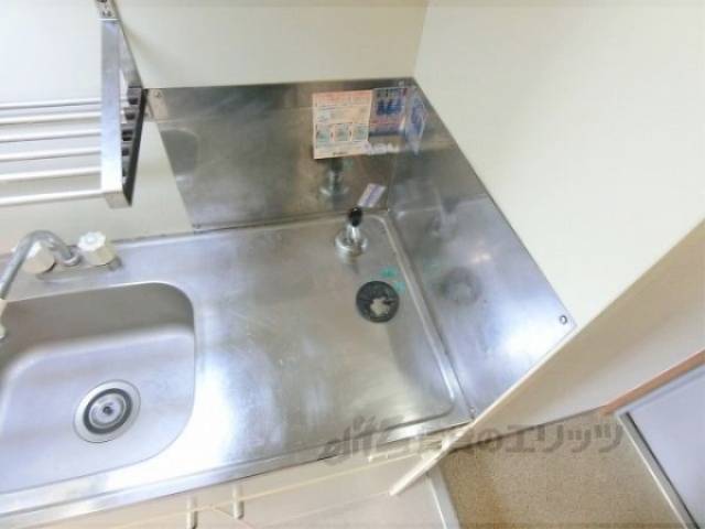 キッチン　コンロ置き場