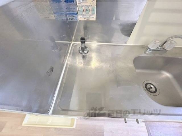 キッチン　コンロ置き場