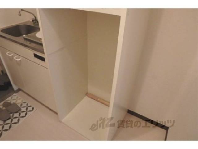 冷蔵庫置場　風呂