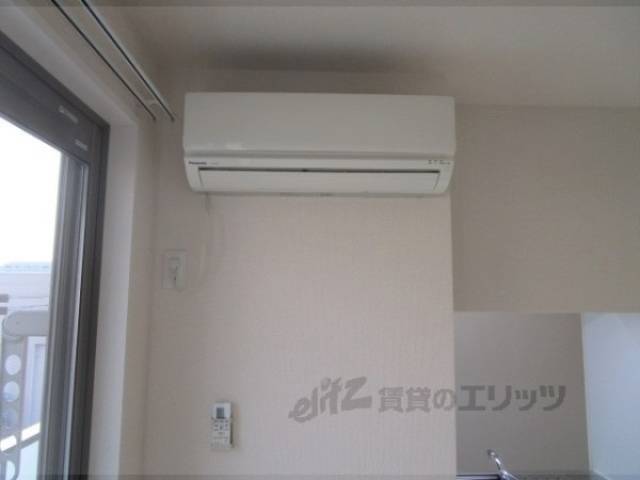 エアコン　リビングエアコン