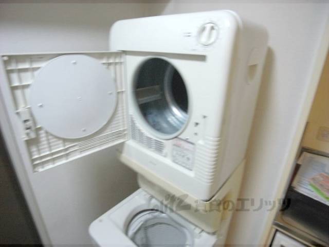 洗濯機置場　乾燥機