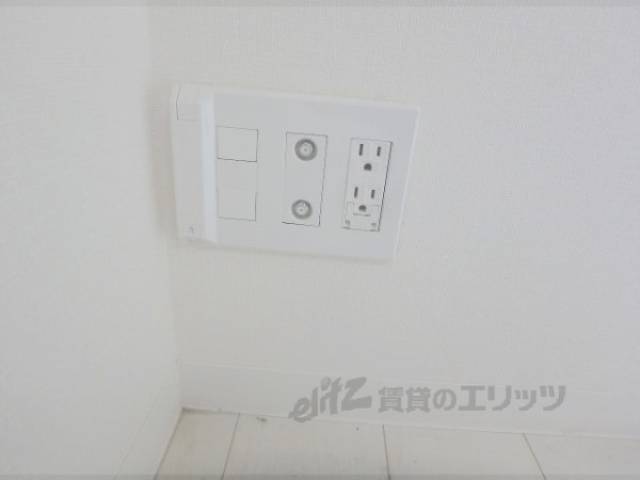 テレビ線差込