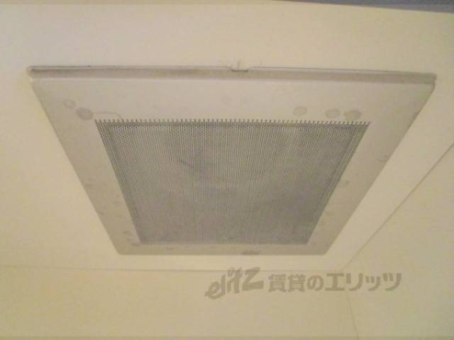 キッチン　換気扇