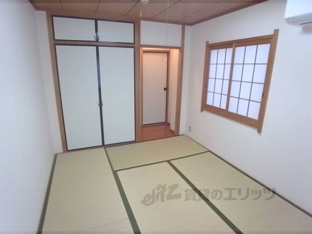 和室　２階東