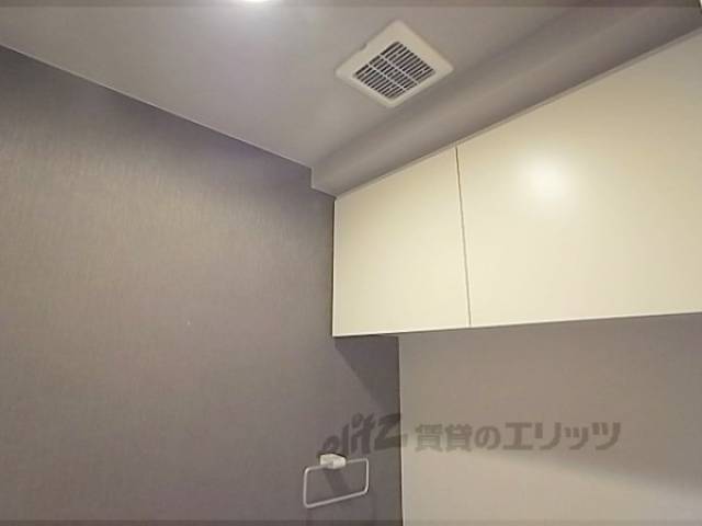 トイレ　上部