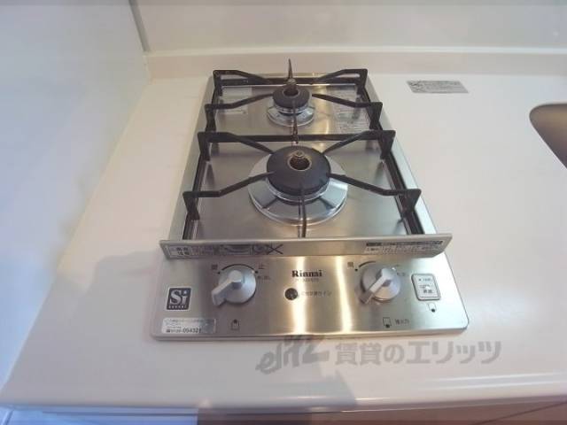 キッチン　2口コンロ
