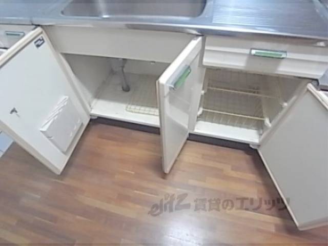 キッチン　収納