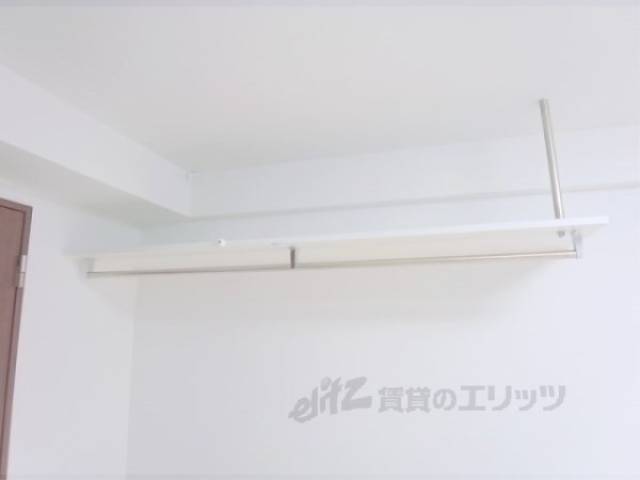 収納　吊りかけ式