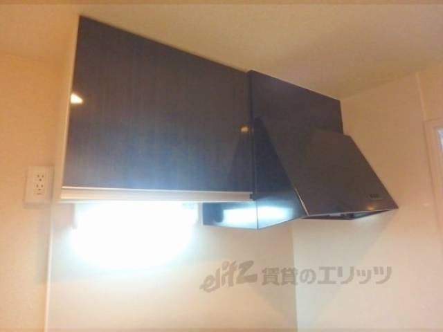 キッチン　収納上部