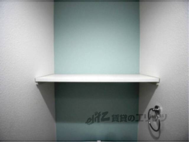トイレ　（上棚）