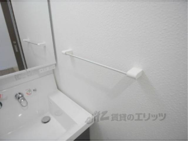 洗面所　（タオルかけ）