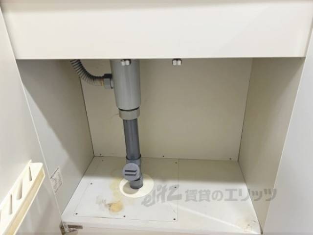 キッチン　収納下部