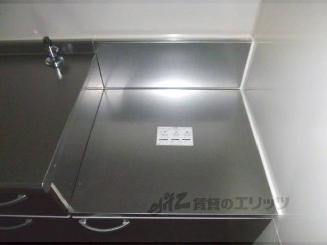 キッチン　コンロ置き場