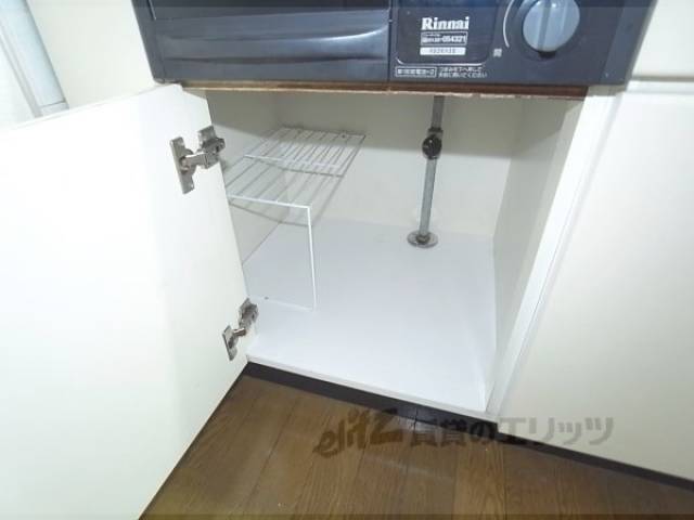 キッチン　収納