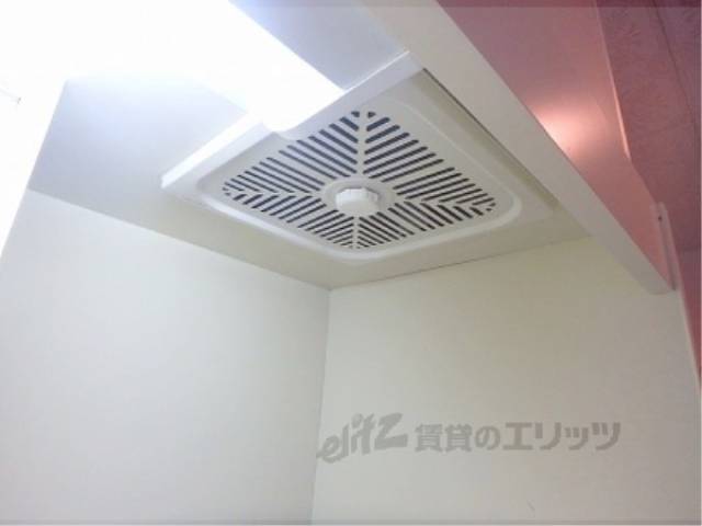 キッチン　換気扇