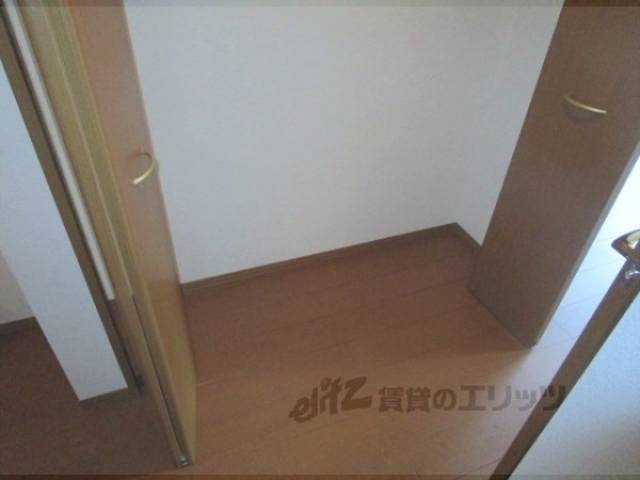 収納　廊下収納