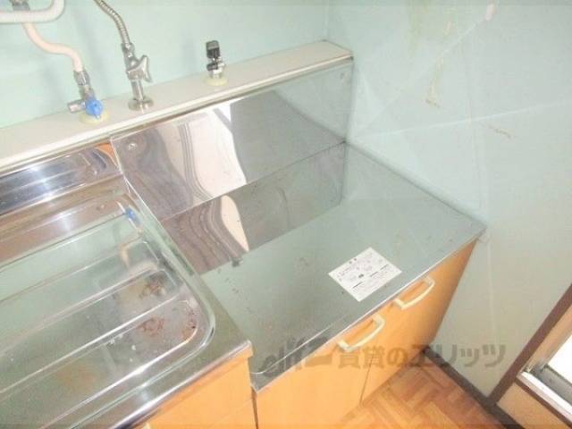 キッチン　コンロ置き場
